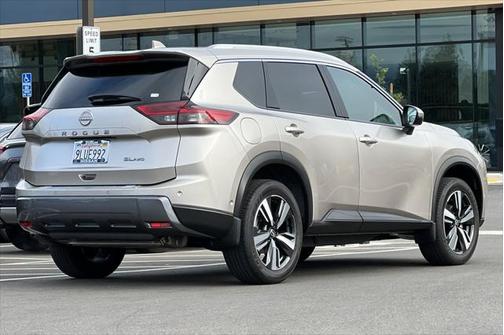 2024 Nissan Rogue SL
