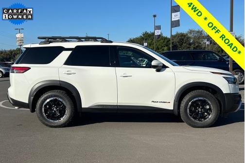 2025 Nissan Pathfinder Rock Creek