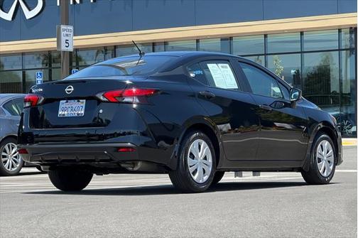 2024 Nissan Versa 1.6 S