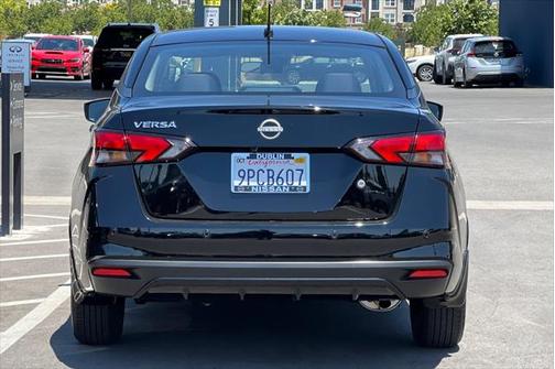 2024 Nissan Versa 1.6 S
