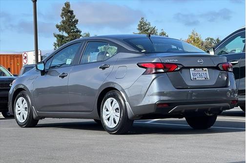 2024 Nissan Versa 1.6 S