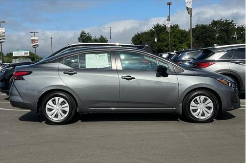2024 Nissan Versa 1.6 S