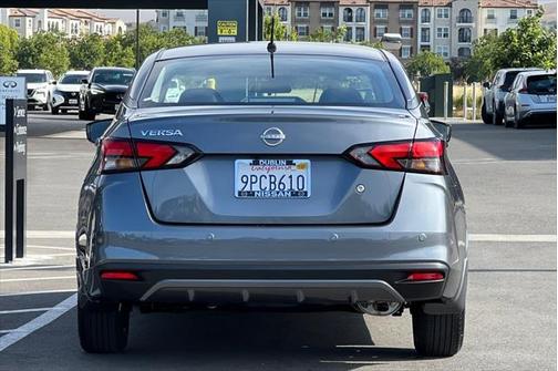 2024 Nissan Versa 1.6 S