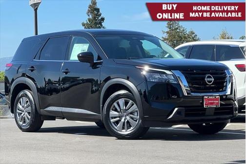 2025 Nissan Pathfinder S