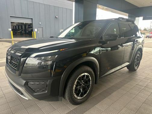 2025 Nissan Pathfinder Rock Creek