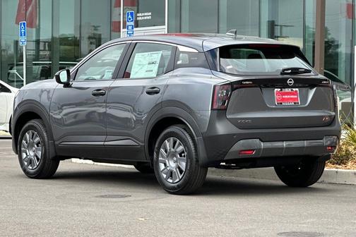 2025 Nissan Kicks S