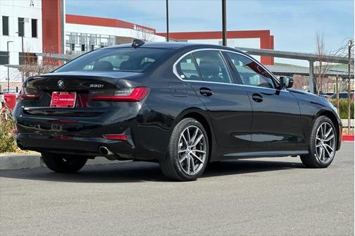 2022 BMW 330 330i xDrive