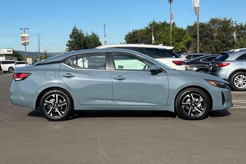 2025 Nissan Sentra SV