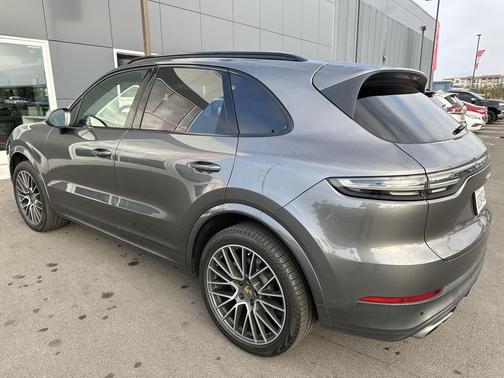 2019 Porsche Cayenne Cayenne