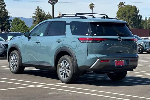 Baltic Teal 2026 Nissan Pathfinder SL
