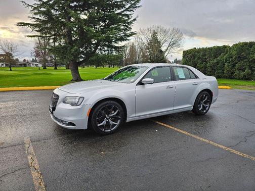 2023 Chrysler 300 S