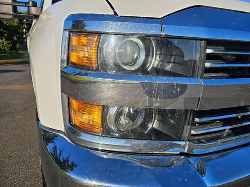 Summit White 2017 Chevrolet Silverado 2500 WT