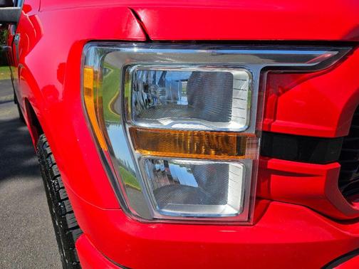 Race Red 2021 Ford F-150 XL