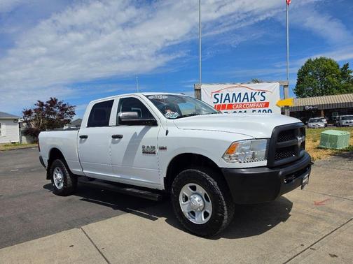 Bright White Clearcoat 2017 RAM 2500 Tradesman Crew Cab 4x4 6'4' Box