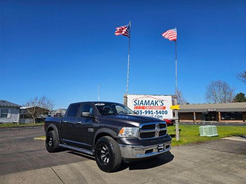 2017 RAM 1500 SLT