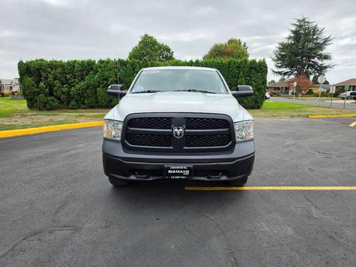 Bright White Clearcoat 2017 RAM 1500 Tradesman