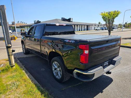 Black 2021 Chevrolet Silverado 1500 LT
