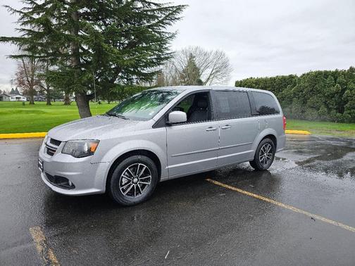 2015 Dodge Grand Caravan R/T