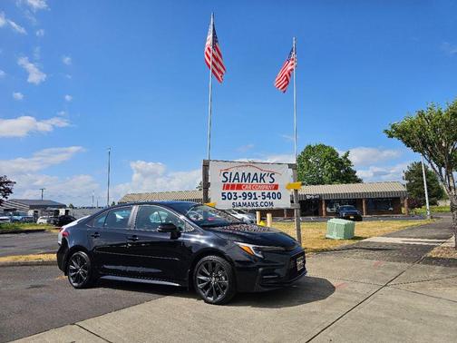 Midnight Black Metallic 2024 Toyota Corolla XSE