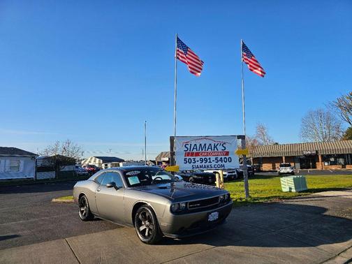 2012 Dodge Challenger SXT