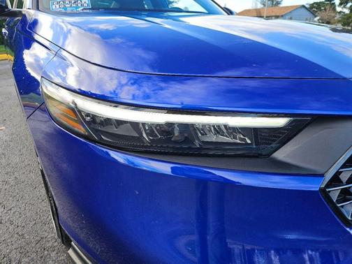 Still Night Pearl 2025 Honda Accord Hybrid Sport