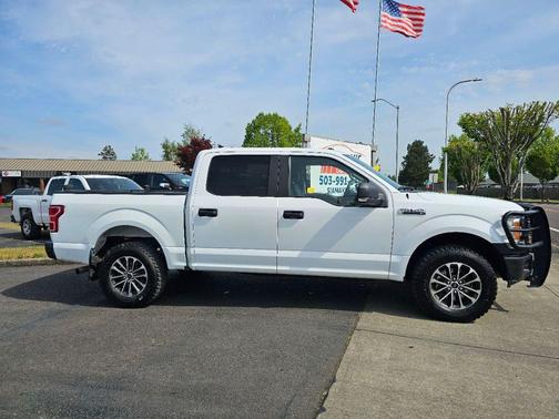Oxford White 2018 Ford F-150 XL
