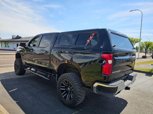 Shadow Gray Metallic 2019 Chevrolet Silverado 1500 LT
