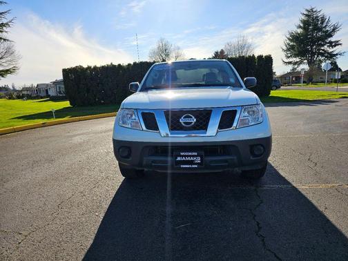 2019 Nissan Frontier S