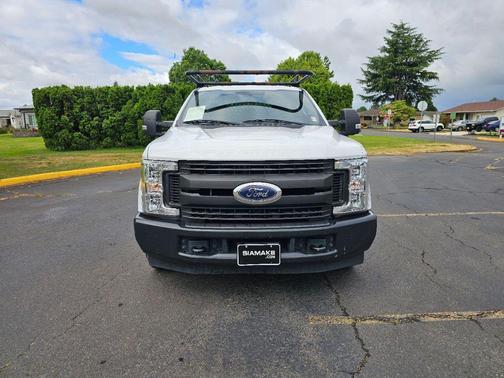 Oxford White 2019 Ford F-350 XL