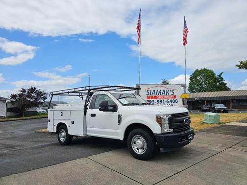 Oxford White 2019 Ford F-350 XL