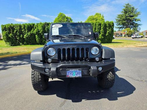 Black Clearcoat 2017 Jeep Wrangler Willys Wheeler