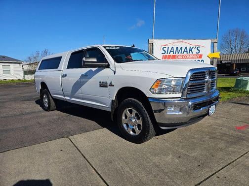 2018 RAM 2500 Big Horn Crew Cab 4x4 8' Box