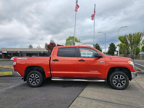 Inferno 2016 Toyota Tundra SR5