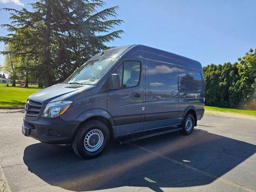 2018 Mercedes-Benz Sprinter 2500 Standard Roof