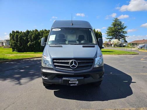 2018 Mercedes-Benz Sprinter 2500 Standard Roof