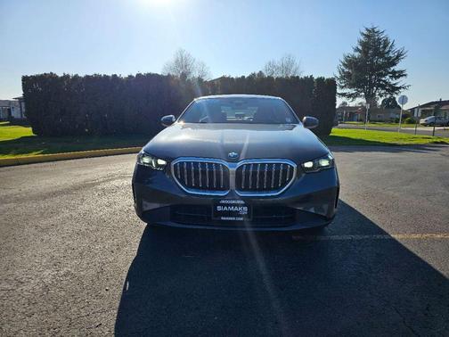 2024 BMW 530 xDrive