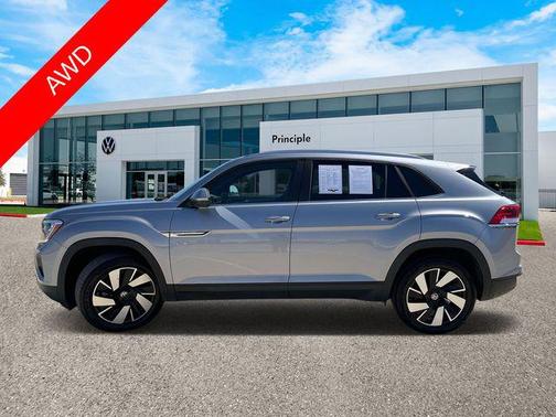 2024 Volkswagen Atlas Cross Sport 2.0T SE w/Technology 4MOTION