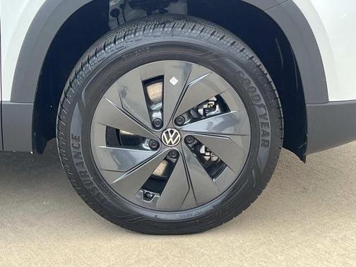 Pure White 2026 Volkswagen Taos S