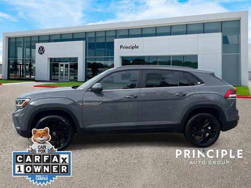 Gray 2021 Volkswagen Atlas Cross Sport 3.6L V6 SE w/Technology