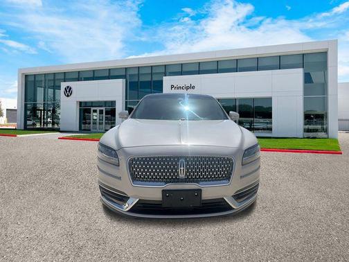 2020 Lincoln Nautilus Reserve