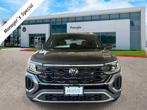 2025 Volkswagen Atlas Cross Sport 2.0T SE