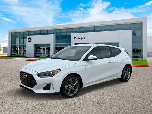 2019 Hyundai Veloster 2