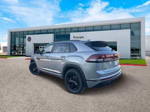 2025 Volkswagen Atlas Cross Sport 2.0T SEL