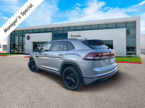 2025 Volkswagen Atlas Cross Sport 2.0T SEL