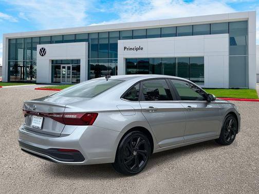 2026 Volkswagen Jetta 1.4T SE