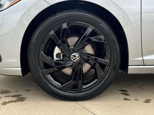 2026 Volkswagen Jetta 1.4T SE