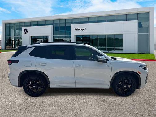 2025 Volkswagen Tiguan 2.0T SE R-Line Black 4MOTION