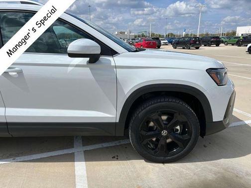 2025 Volkswagen Taos 1.5T SEL