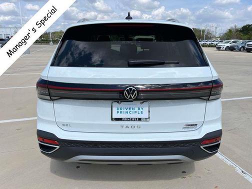 2025 Volkswagen Taos 1.5T SEL