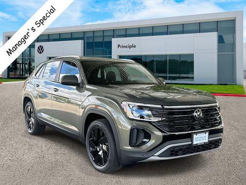 2025 Volkswagen Atlas Cross Sport 2.0T SE w/Technology